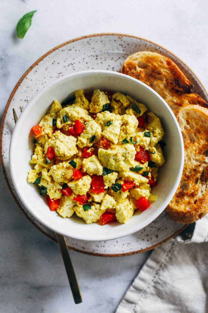 SIMPLE TOFU SCRAMBLE RECIPE